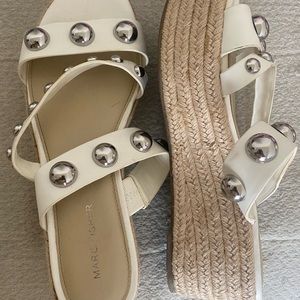 Marc Fisher white platform sandals. Womens size 9. Only worn once.
